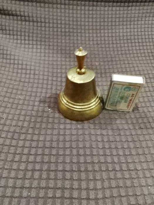 Колокольчик бронзовый