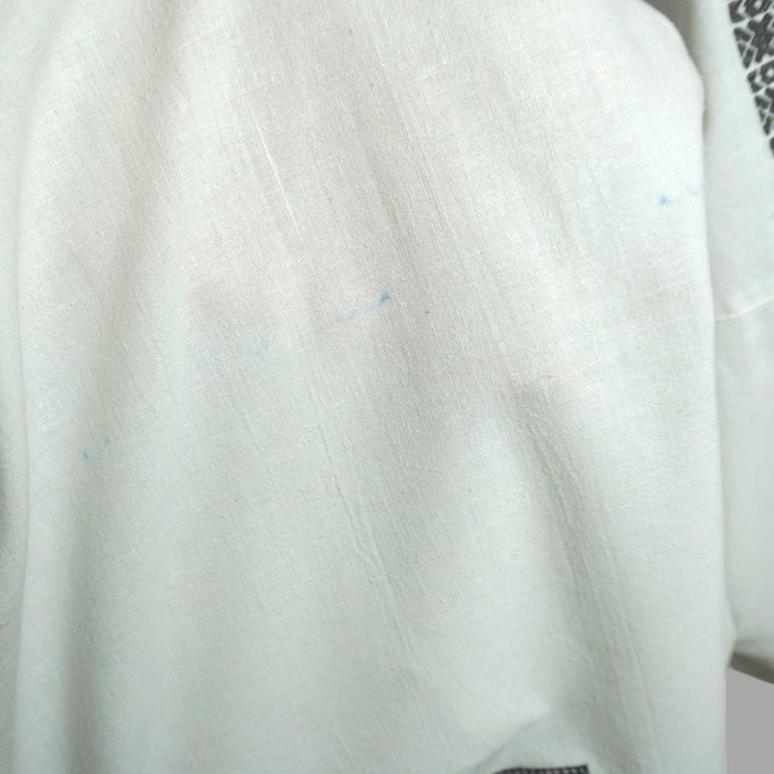 Costum popular vechi , autentic , lucrat manual masura L-XL