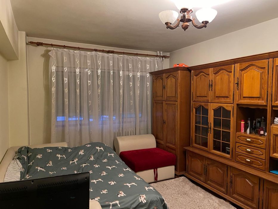 Inchiriez apartament in Zona kaufland Marasti