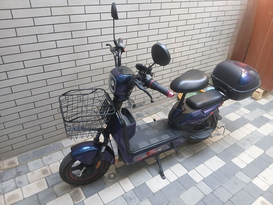 Электроскутер Adl motors