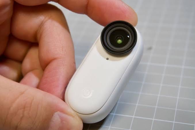 Екшън камера INSTA 360 Go 2