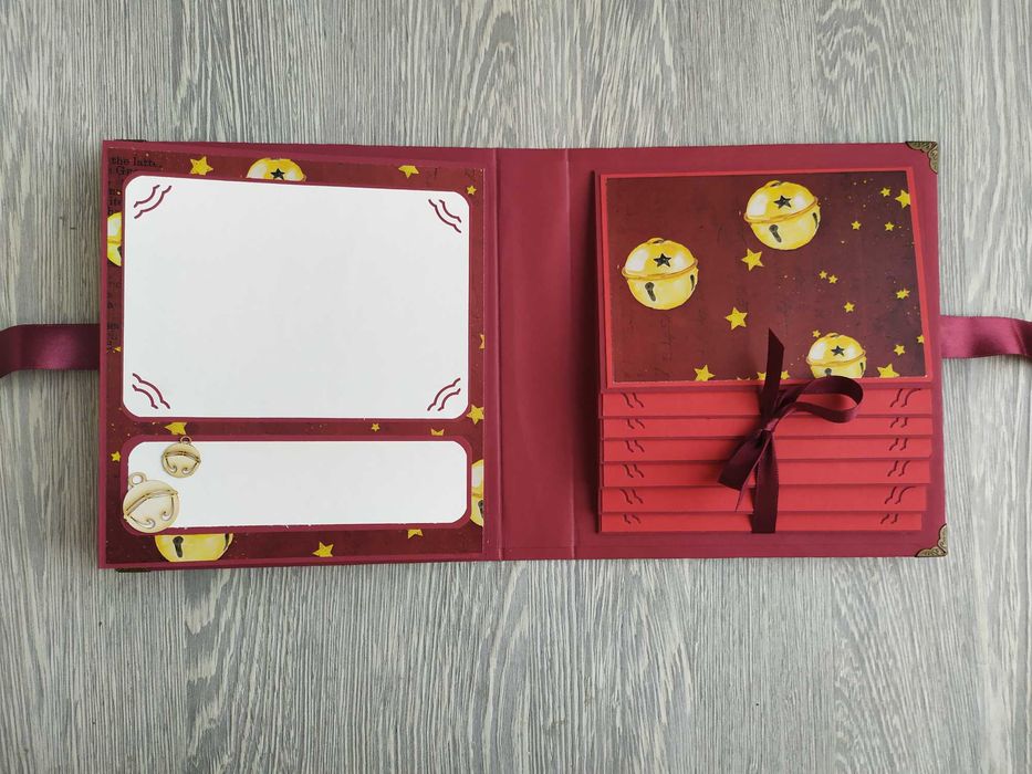 Скрапбук албум в бордо, с коледни елементи, ръчна изработка /53.6