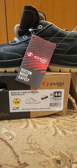 Bocanci de lucru nr 44