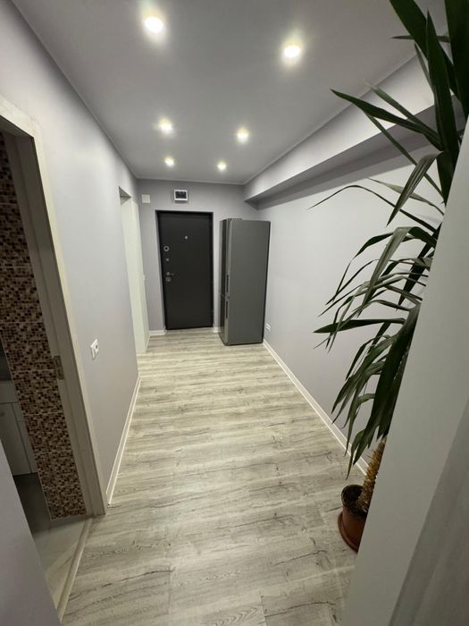 Vand apartament 2 camere, decomandate, zona Energiei