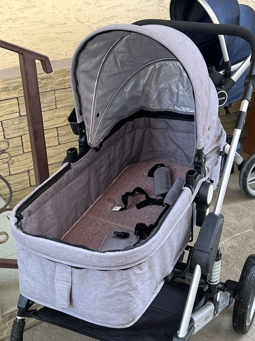 Коляска  состояние отличное