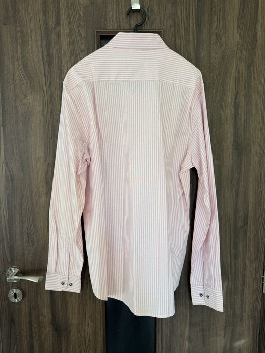 Чисто нова мъжка риза Tommy Hilfiger Classic Fit с дълъг ръкав, на райета, дизайн розово и бяло райе, размер XXL, дизайнерска