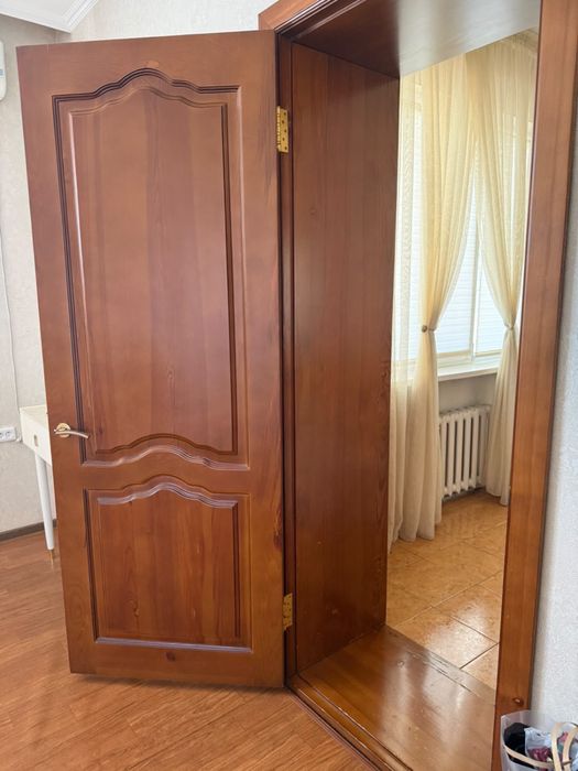 Продам деревянные двери