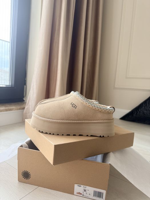 UGG Sand Tazz 37