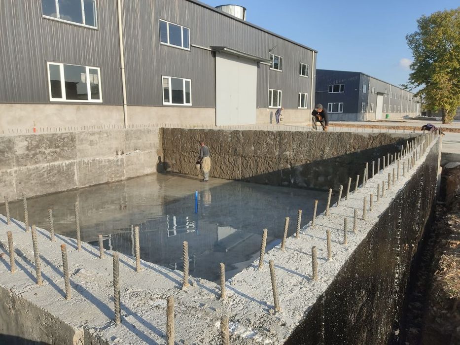 Строительство домов и зданий Заливка бетона