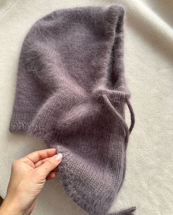 Капор из ангоры.