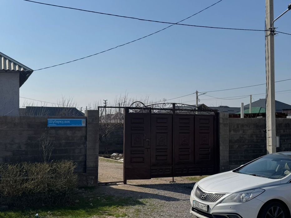 Үй сатылады. Қоршалған. Евроремонт. Докумеет 100%