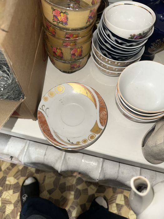 Продаем старую посуду