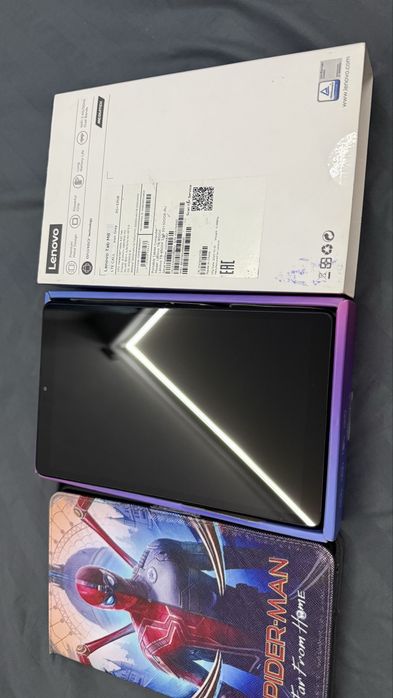 Планшет Lenovo Tab M8