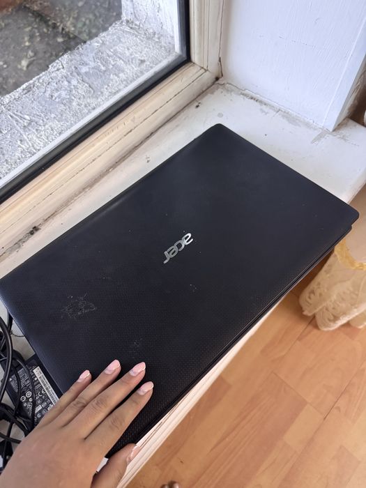 Ноутбук Acer б/у.