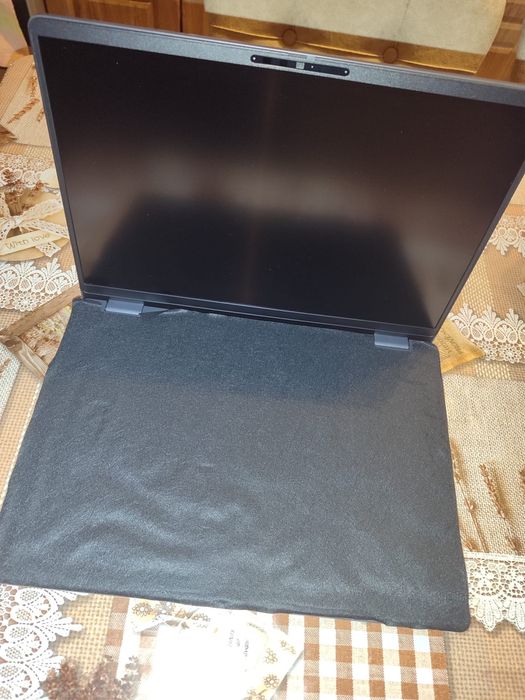 OFERTA Dell 14 PRO 16 GB RAM, 512SSD, I5