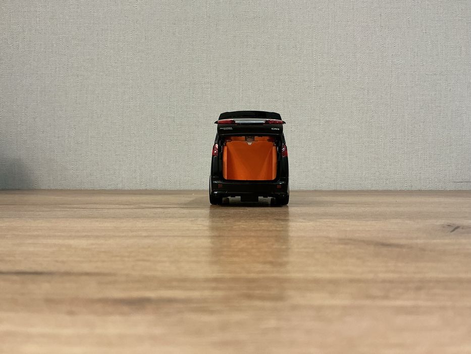 игрушка машинка.