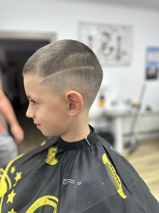 Frizer la domiciliu clientului