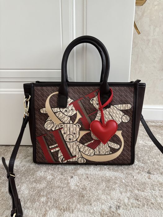 Женская сумка Carolina Herrera