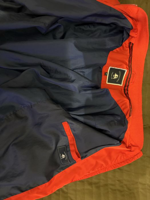 Легкая ветровка М