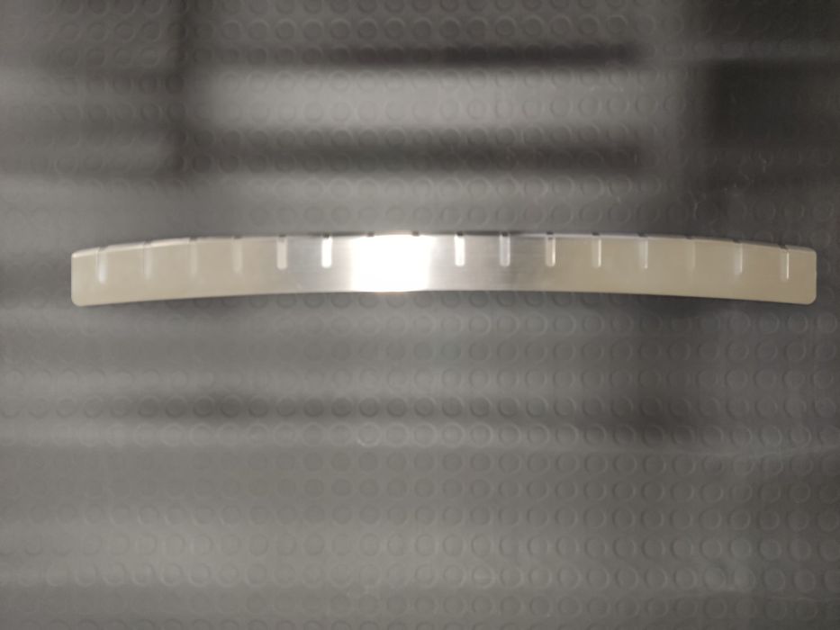 Протектор за задна броня за Тойота Камри след 2017г.