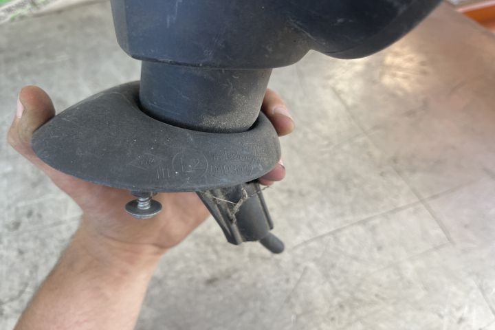 Oglinda stanga manuala E20103017 Dacia Logan prima generatie