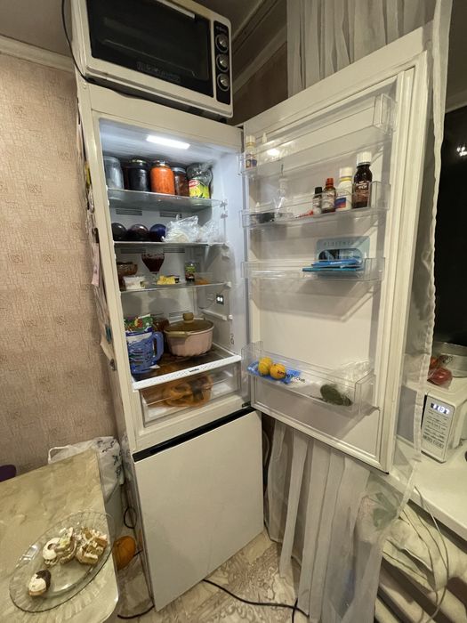 Продам холодильник