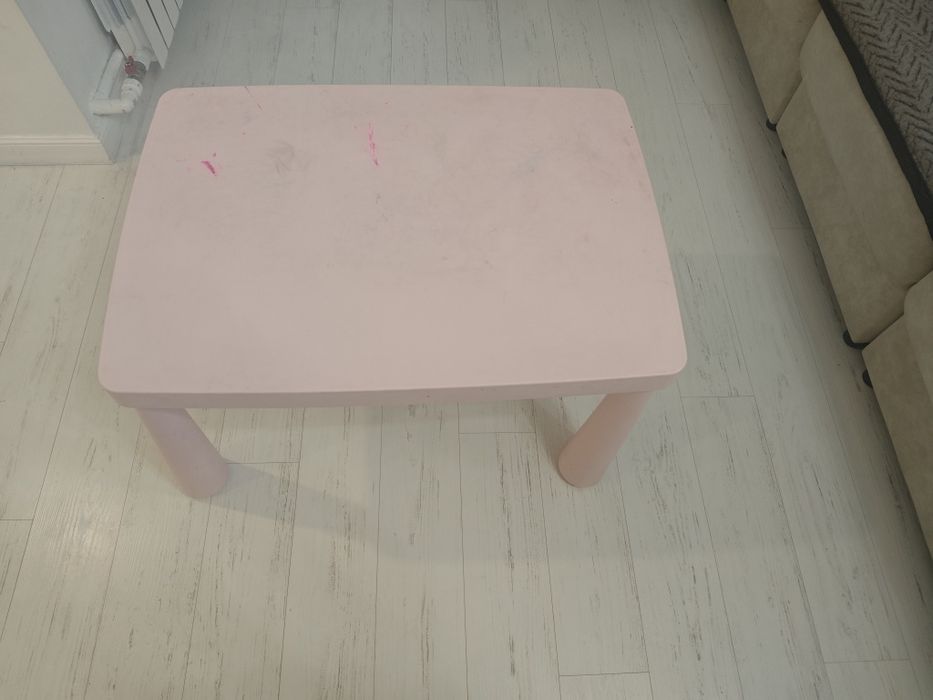 Продам стол ikea