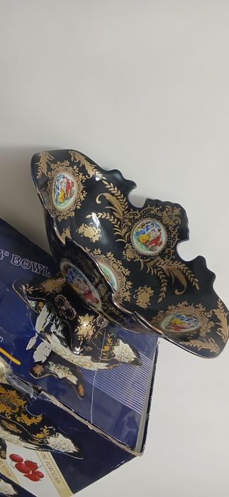 Мева соладиган еки канфетница