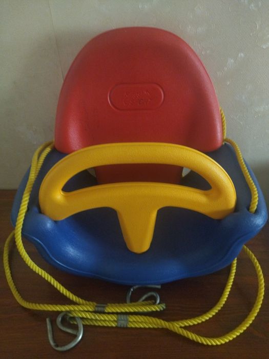 Детская палатка и качели