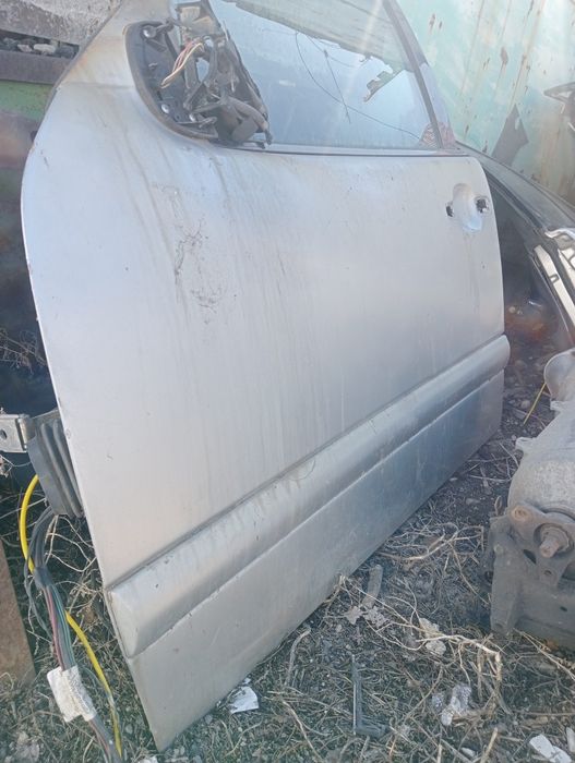 Запчасти на Мерседес 210