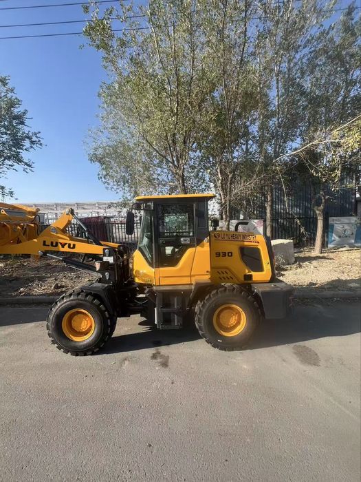 Погрузчик LUYU 930