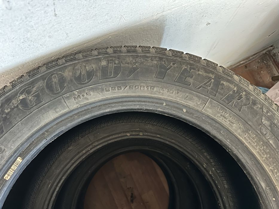 Goodyear 225/60/18