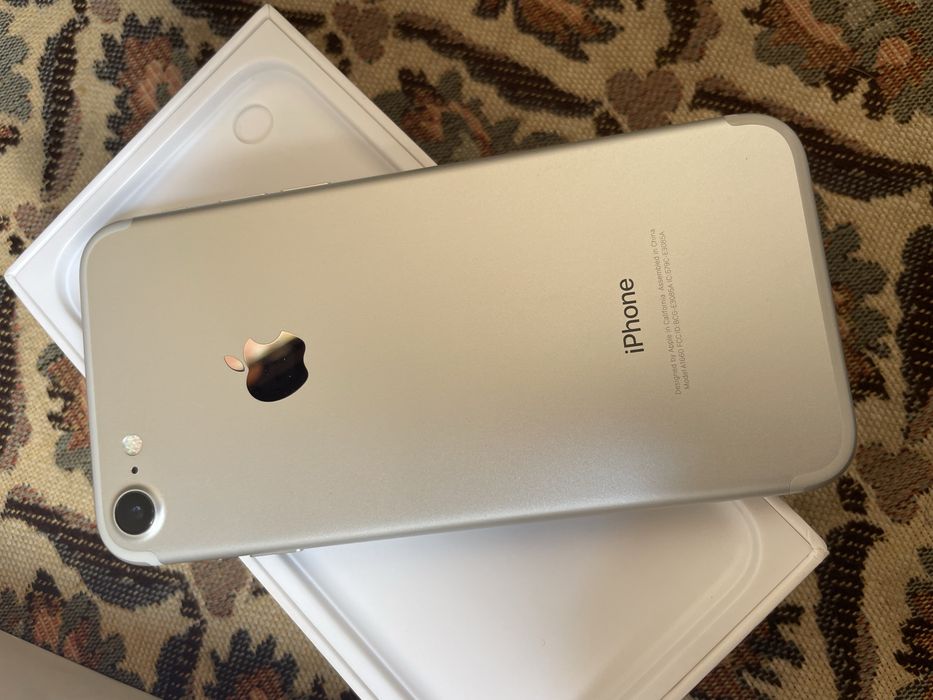 Iphone7 gri- carcasa metalica