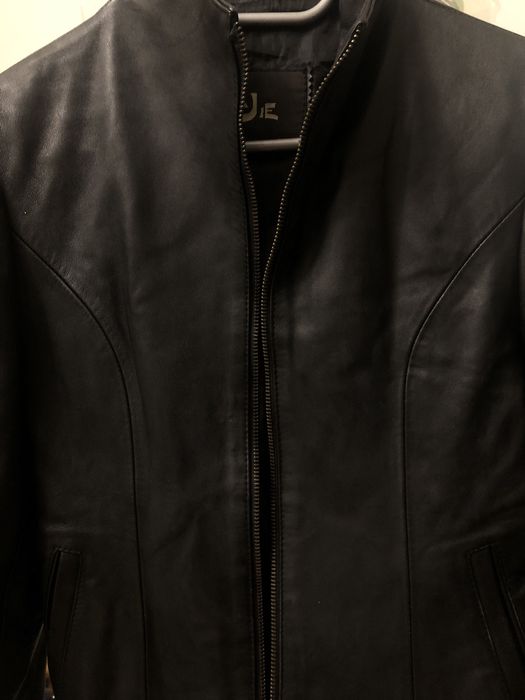 Коженая куртка (Абая Манаса)