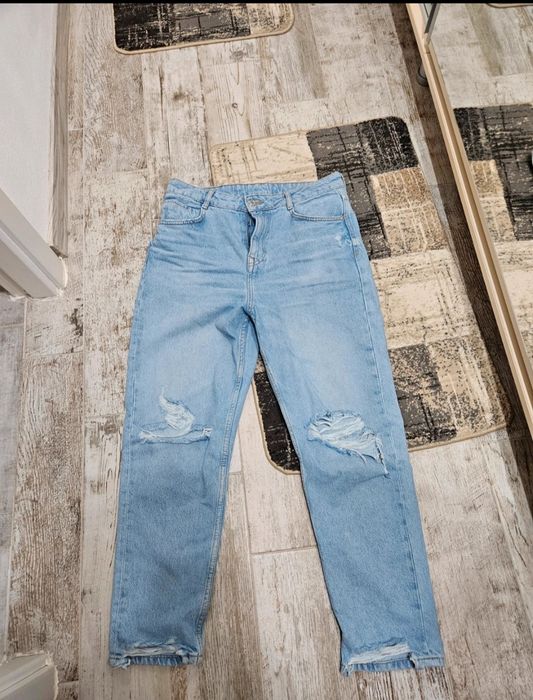 Blugi albastri  zara 38