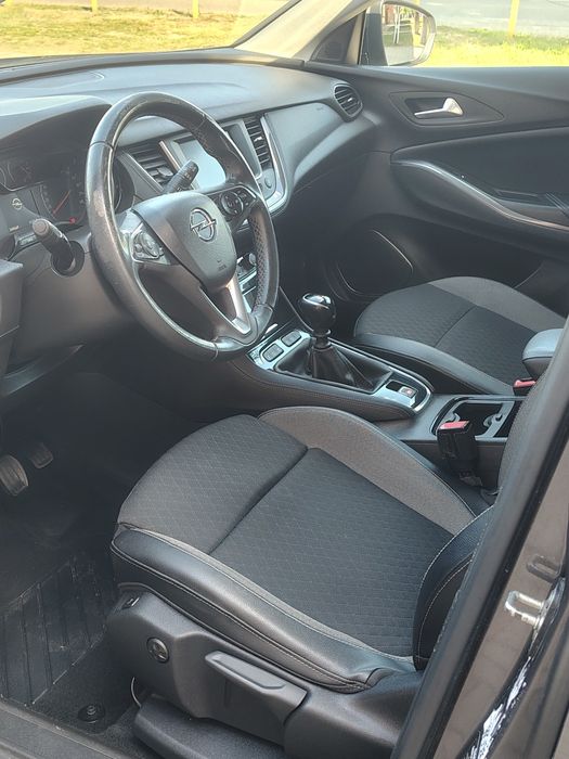 Opel Grandland x 2020 1.5 diesel 131 cp