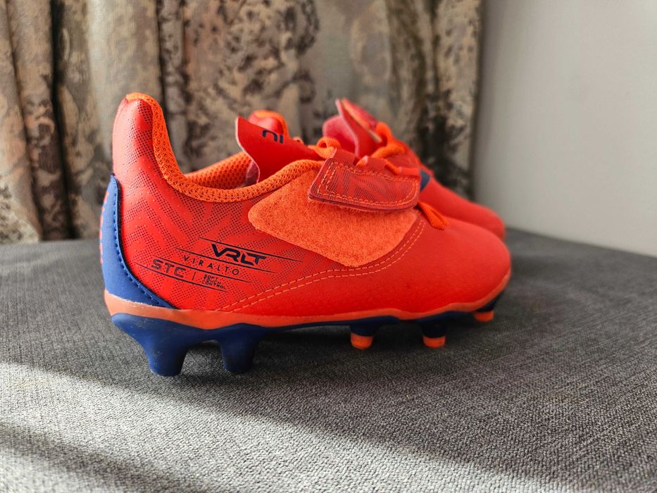 Vand ghete fotbal  28, interior 17.5  cm