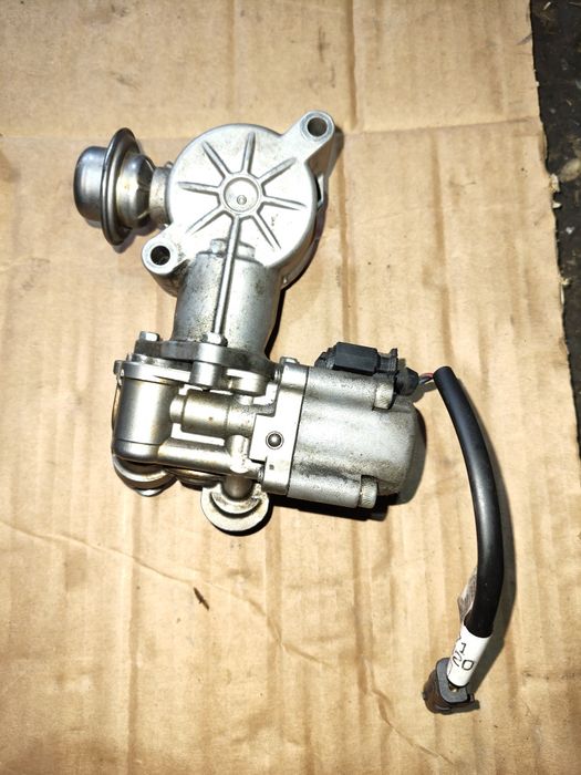 Pompa inalta presiune Mercedes 1.8 CGI w204 s204