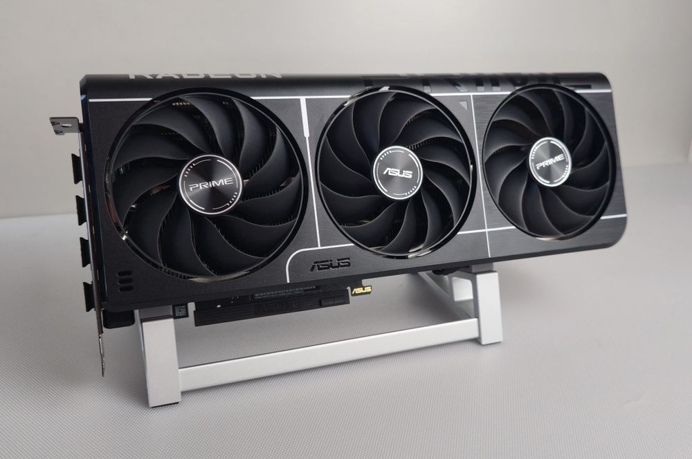 Видео карта ASUS Prime RX 9070 16GB GDDR6 AMD Radeon