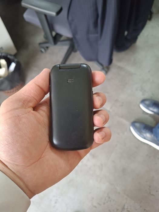SAMSUNG GUSTO 3 telefoni