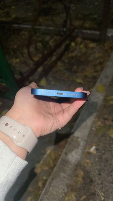 Продам айфон 13 128гб 79%