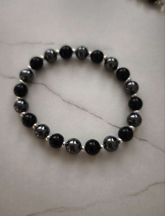 Дамска гривна с черен турмалин и хематит