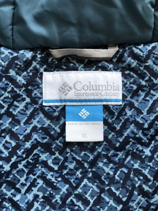 Продам зимнюю спортивную куртку на подростка Columbia