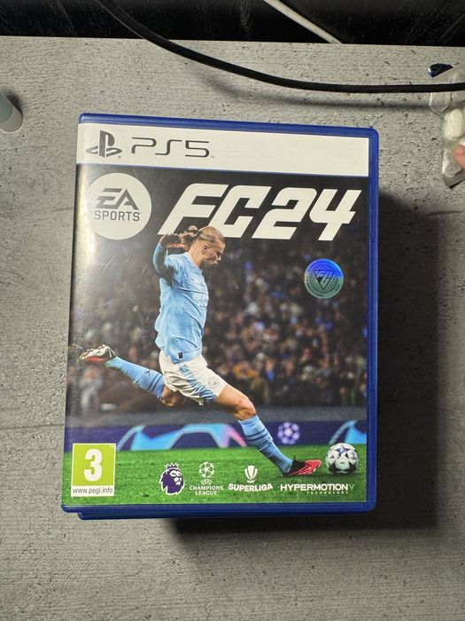 Vand  jocuri  PS5/PS4