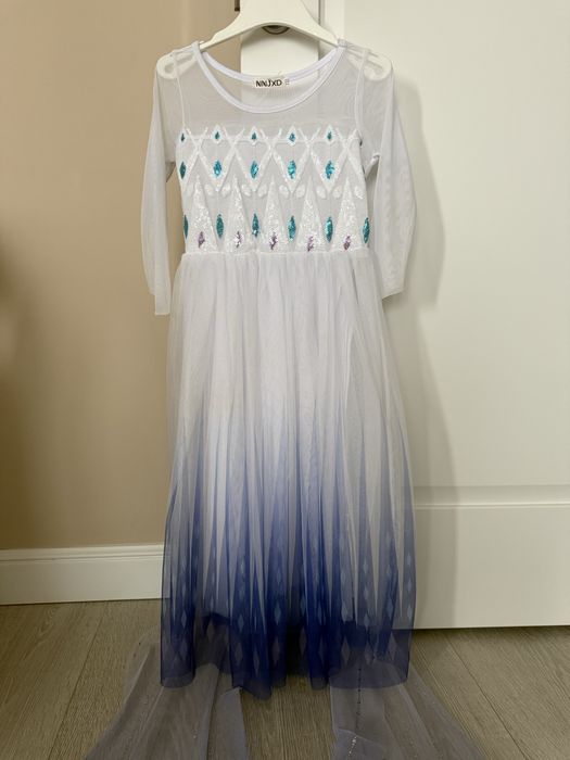 Продам платье для девочки Эльза из Холодного сердца с париком