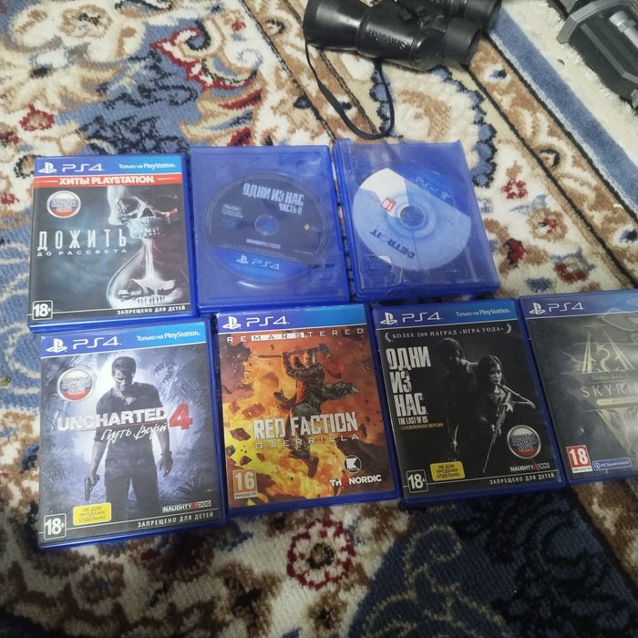 Продам. Пс 4 Слим  500гб