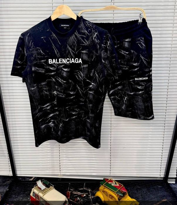 Compleu pentru bărbați