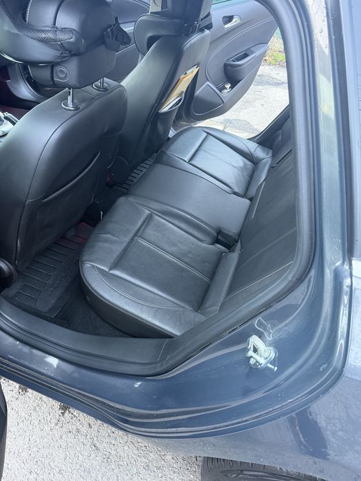 Opel astra j sport tourer