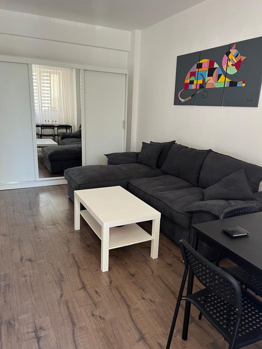 Inchiriez apartament 2 camere – Militari Residence. Str. Tineretului nr. 85, Militari. Proaspat zugravit, complet mobilat si utilat, gata de mutare.