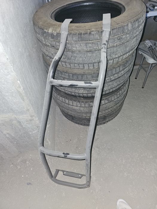 Автолестница  для 4runner 215